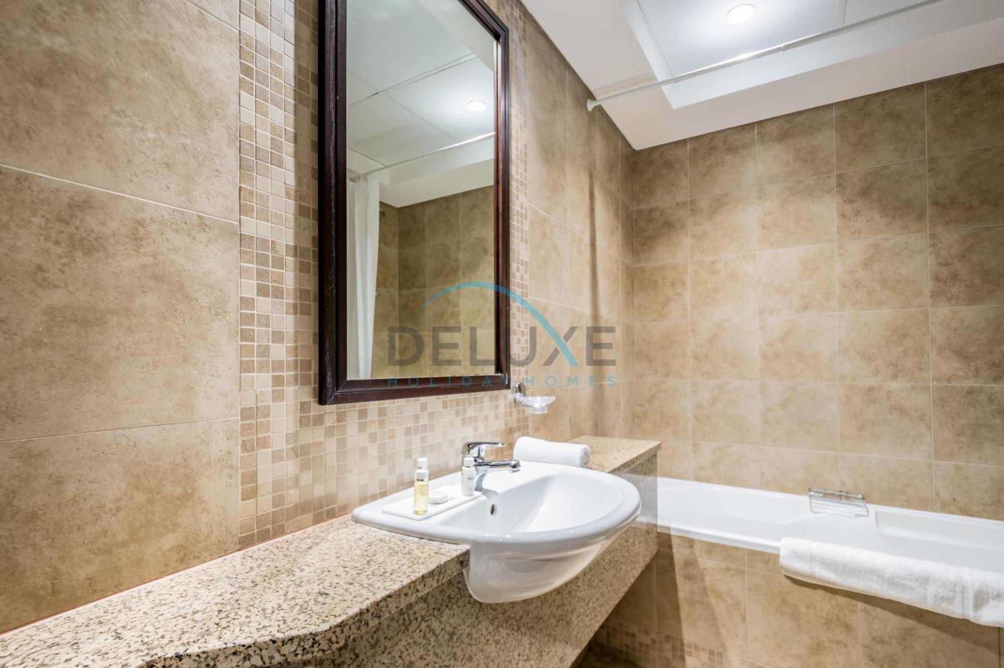 Limited Offer Book Now For A Great Rate & Comfort By Deluxe Holiday Homes Dubai Buitenkant foto